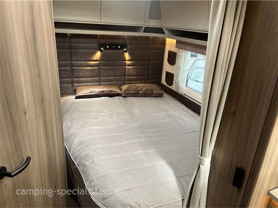 Kabe Royal 600 CXL/KS